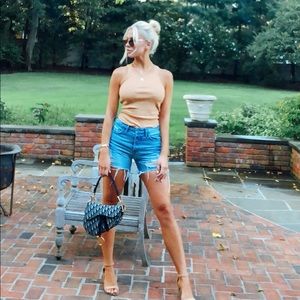 Meet your Posher, Sydney